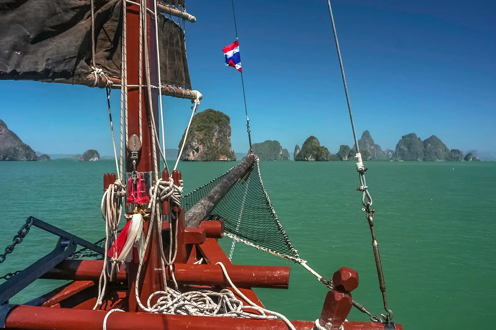 8933 romantic dinner phuket