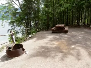 8936 honeymoon bay lake cowichan hiking