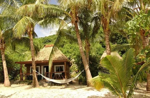 8963 fiji couple spa