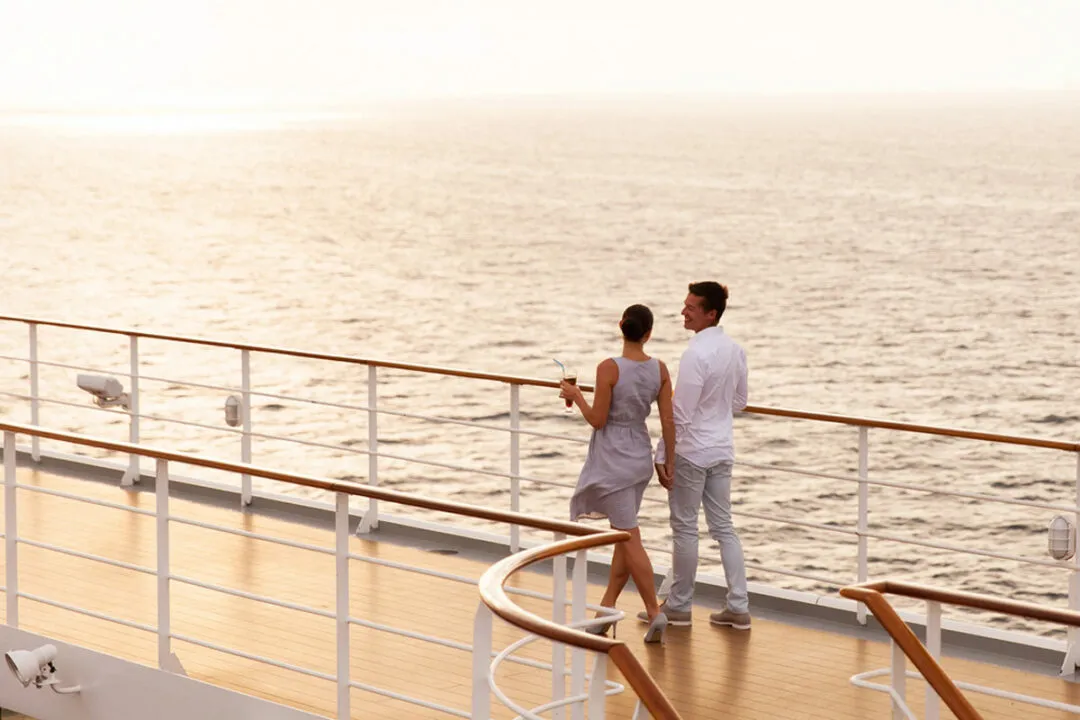 8992 romantic cruise dinner
