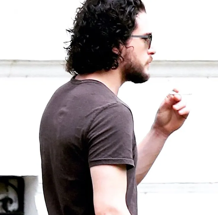 9023 kit harington honeymoon switzerland