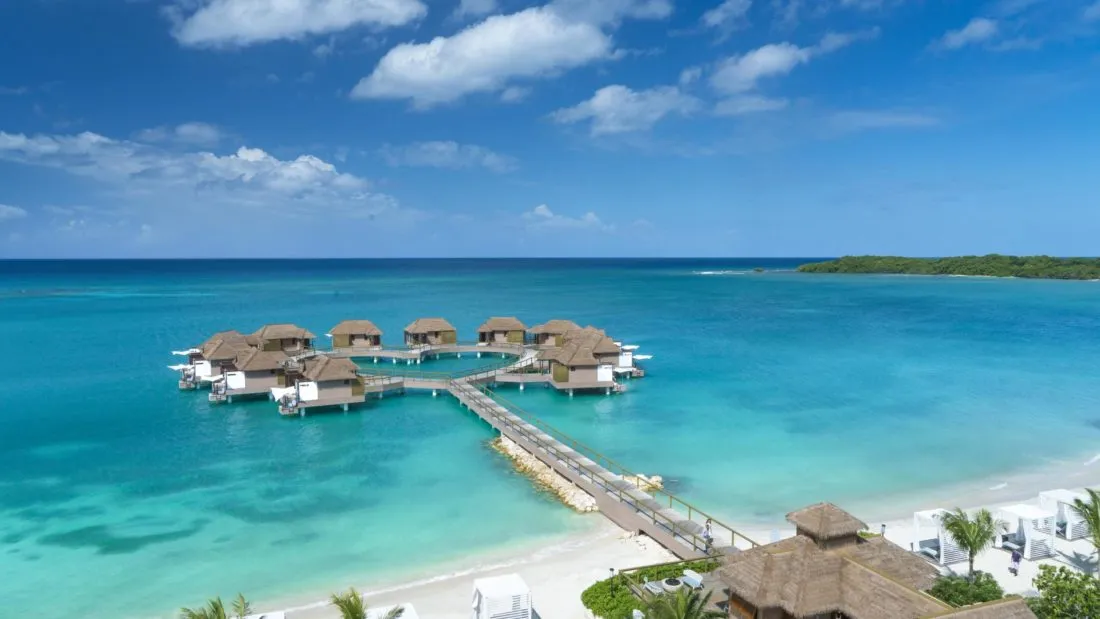 9031 hyatt zilara rose hall