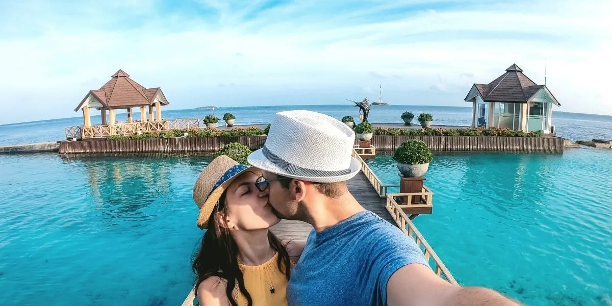 9058 royal caribbean honeymoon registry setting sun