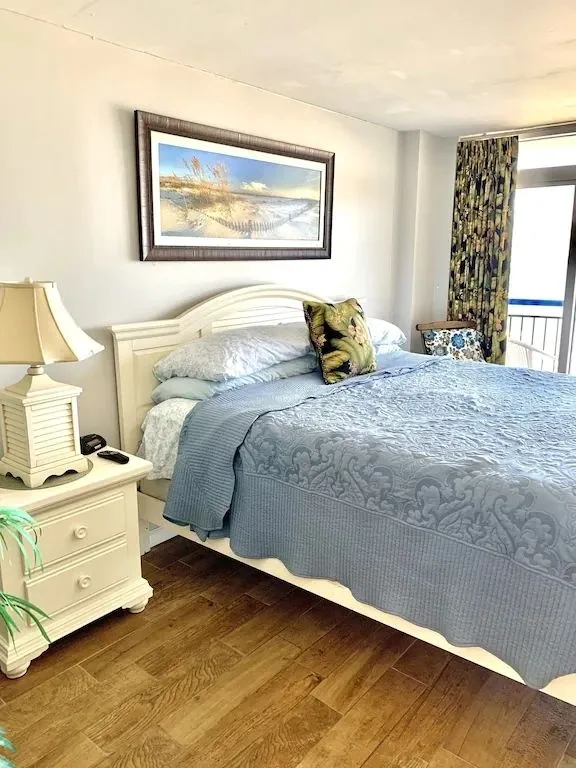 9065 staybridge suites boardman oh suite