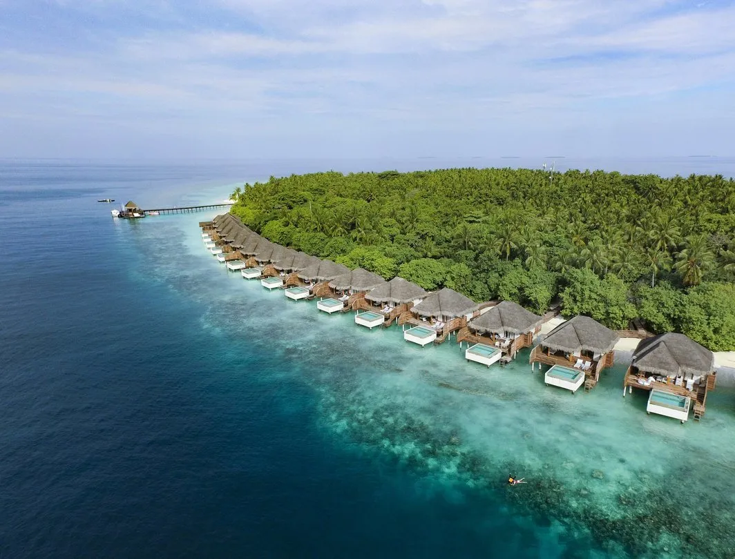 9083 luxury maldives villa
