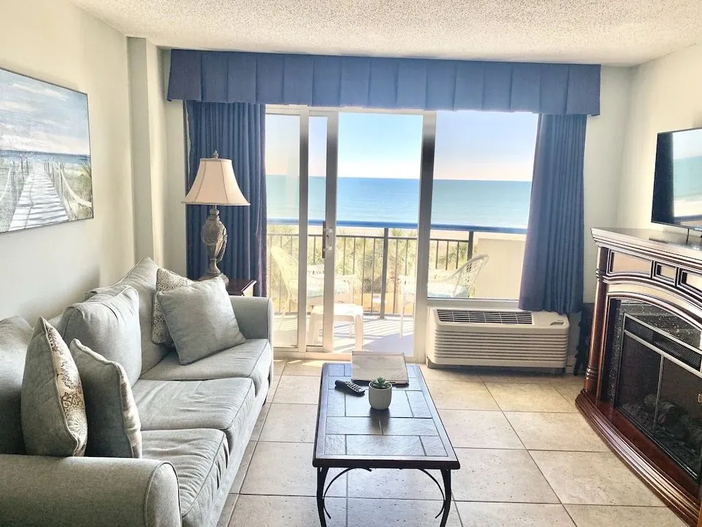 9103 royal palms resort spa