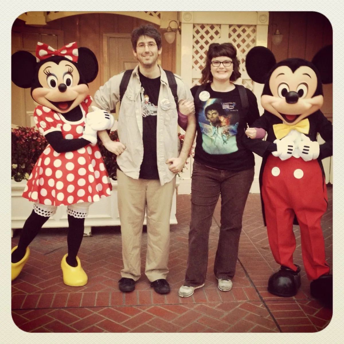 9128 disneyland hotel honeymoon suite bathroom