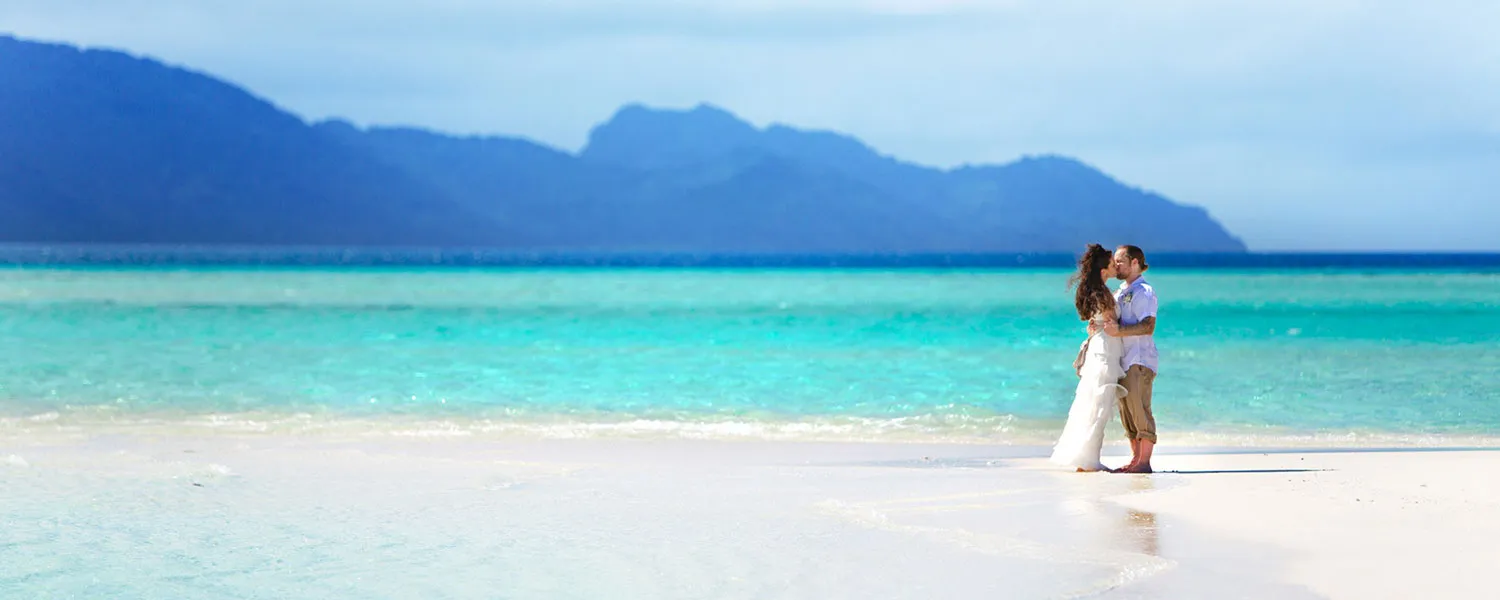 9133 eiffel tower honeymoon