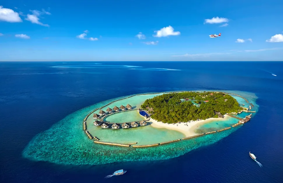9138 maldives overwater bungalows