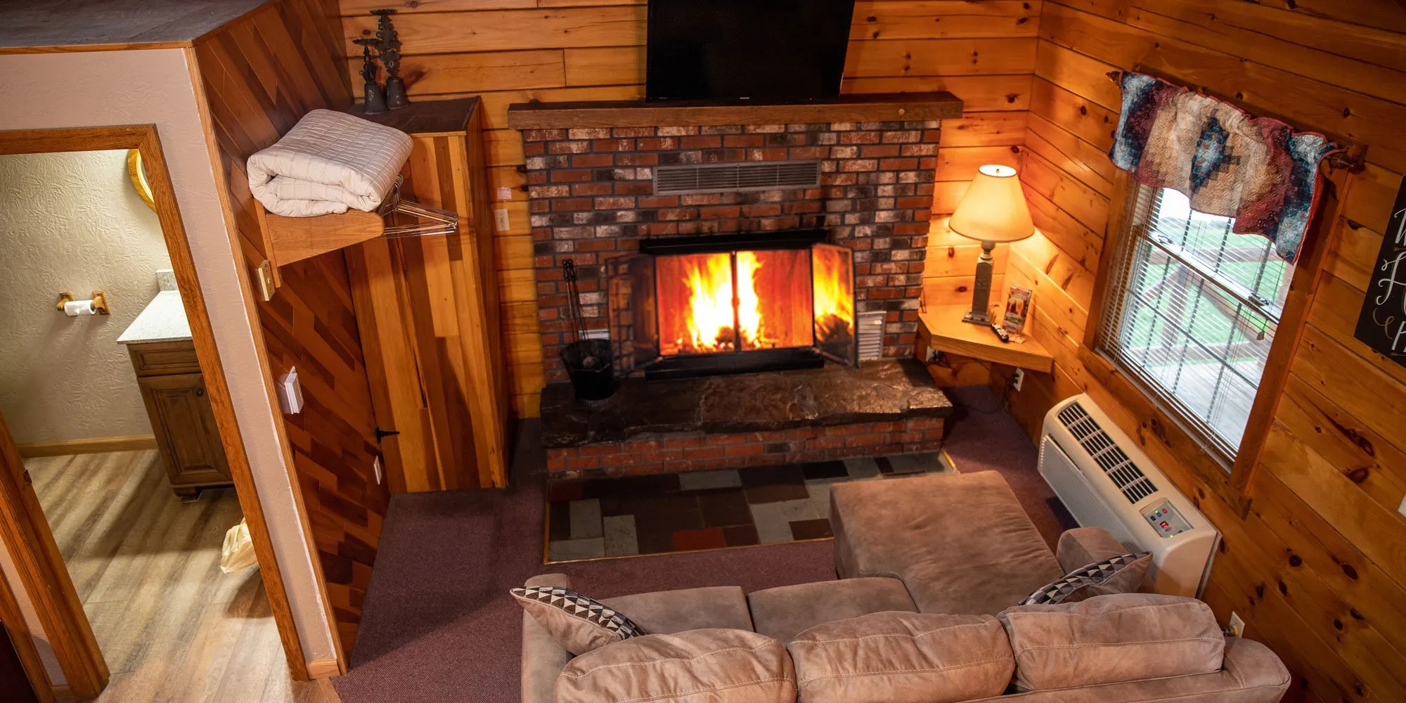 9213 smoke hole caverns caverns entrance