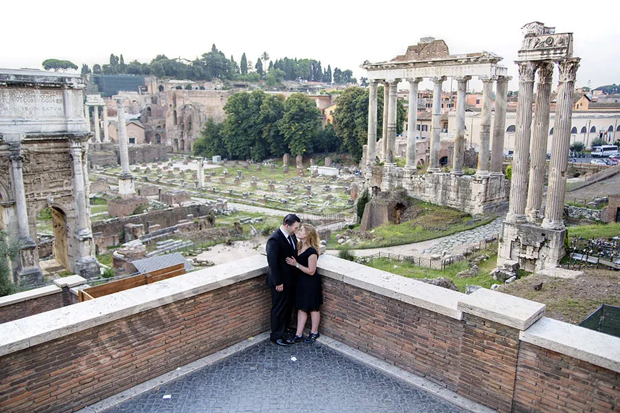 9220 shopping in rome