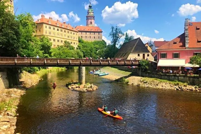 9242 santorini honeymoon