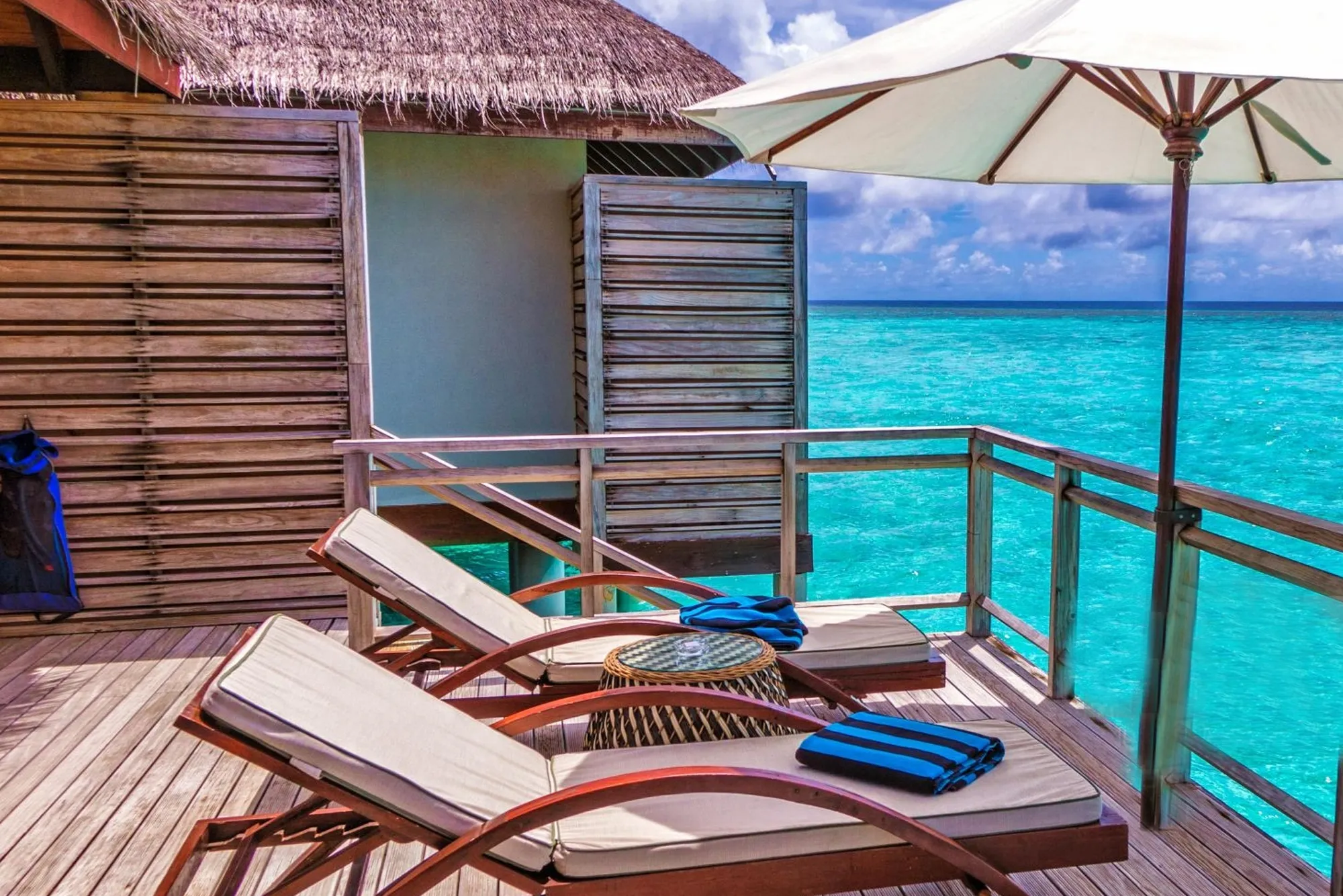 9330 maldives resort